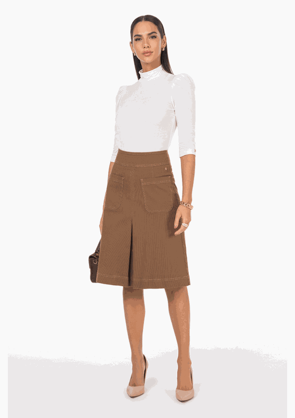 Saia Evasê Com Prega Frontal E Bolsos Caramelo Via Tolentino