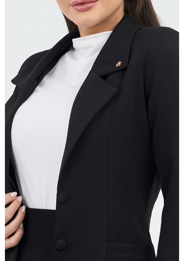 Blazer Preto Em Alfaiataria Mangas Longas